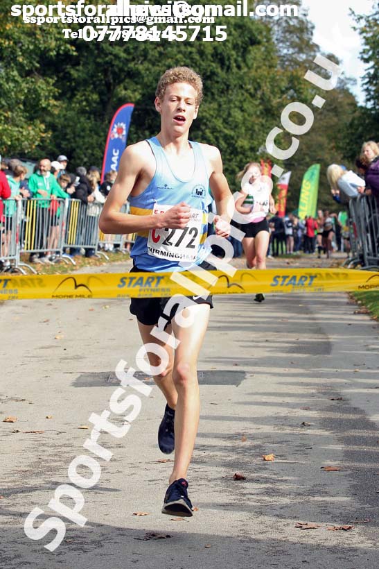 Mens under-17 3 stage road relay, 2019 ERRA 6 and 4 Stage Relay and Young Athletes.  Photo: David T. Hewitson/Sports for All Pics